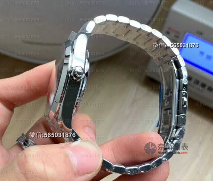 买表就买特别款！VS厂海马150绿松石评测，每个角度颜色都不一样！ | 奈斯探表