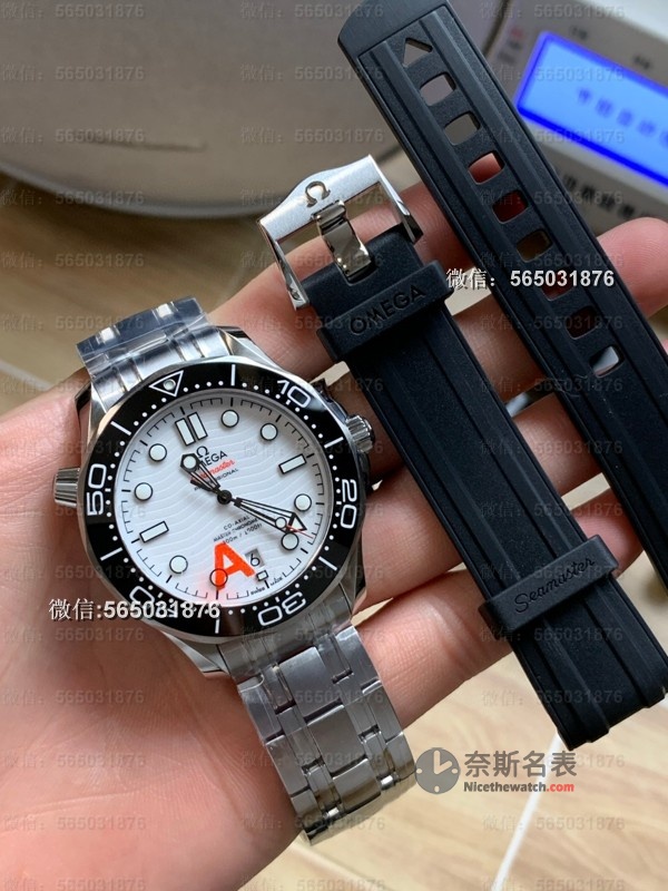 VS厂欧米茄海马300 V4版深度评测：丹东8800一体机芯带来哪些革命性升级？ | 奈斯探表