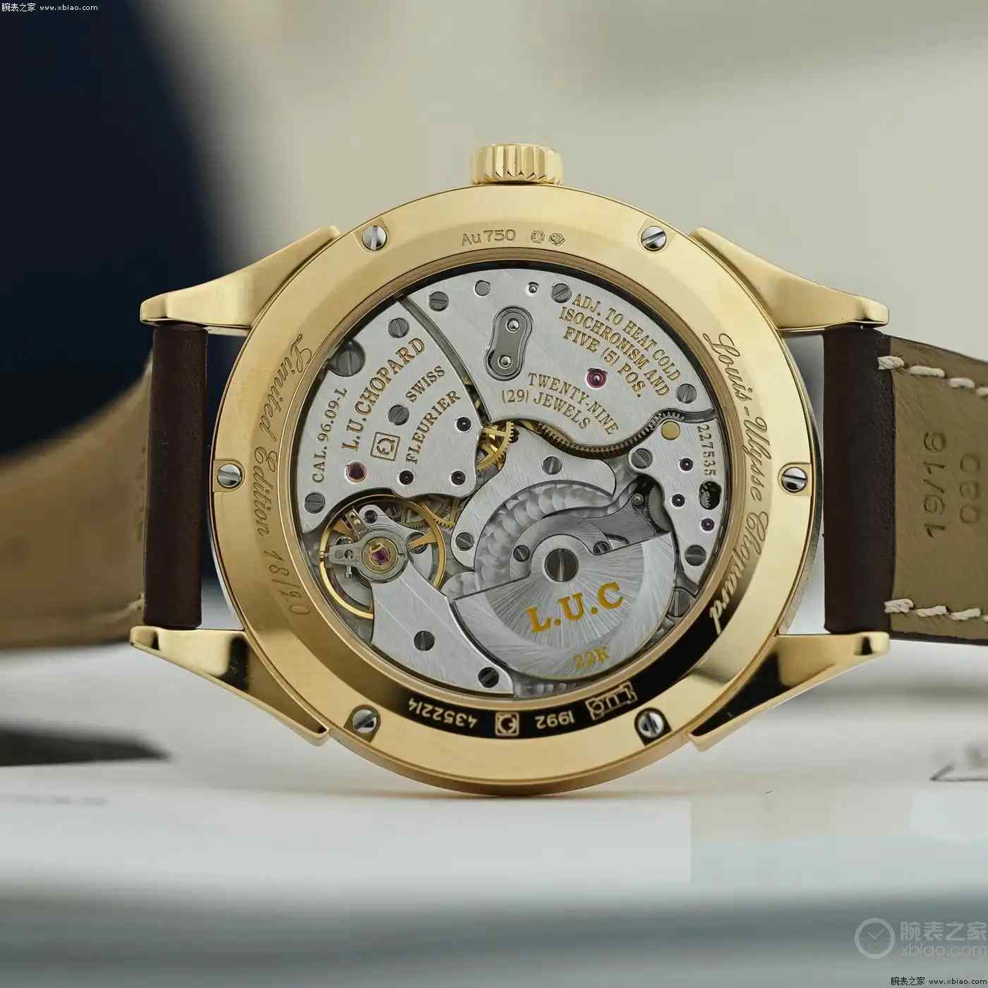 全球仅20枚！萧邦20周年黄金神表曝光，26万抢藏级工艺！ | 奈斯探表
