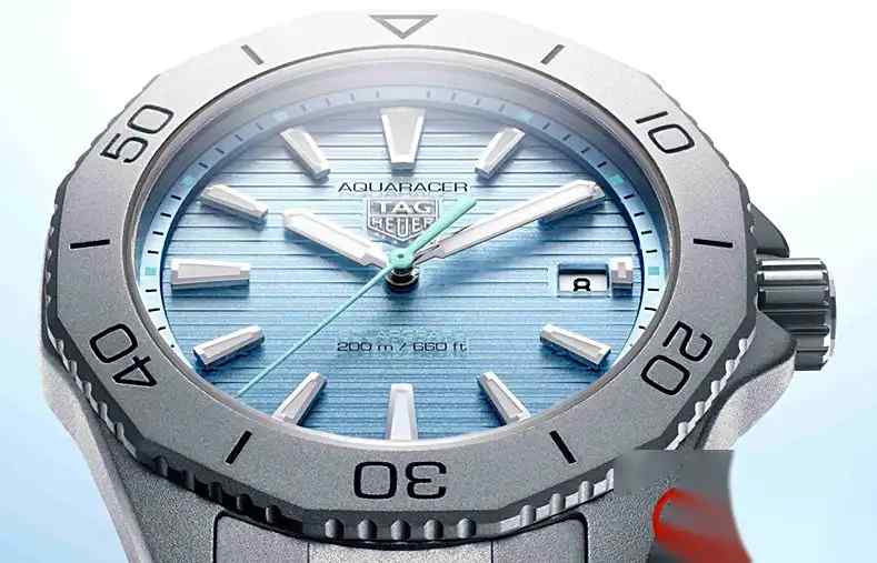 1分钟充电用1天！泰格豪雅新竞潜太阳能腕表，户外探险神器！ | 奈斯探表