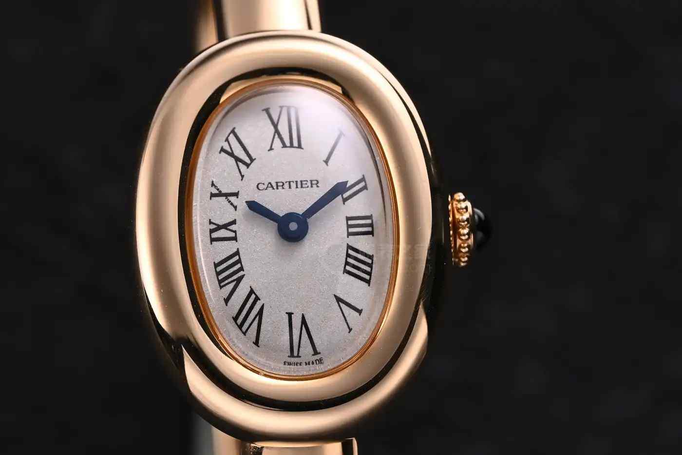 女士必入！卡地亚浴缸迷你金表，戴出老钱风范的绝美神器！ | 奈斯探表