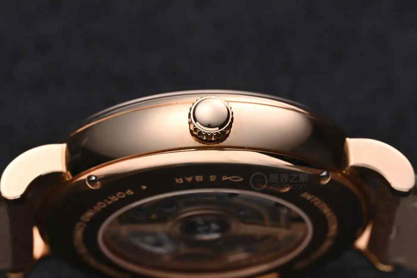 15万预算最佳正装表！万国柏涛菲诺全历月相，经典永不过时！ | 奈斯探表