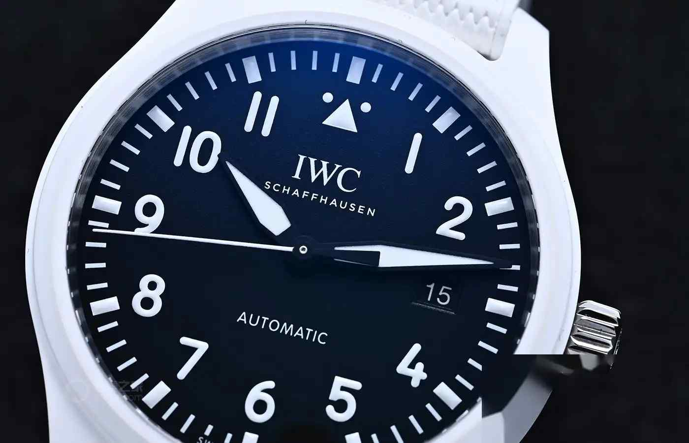 65,800元真香！万国太浩湖白陶瓷表，小手腕终于能戴TOP GUN了！ | 奈斯探表