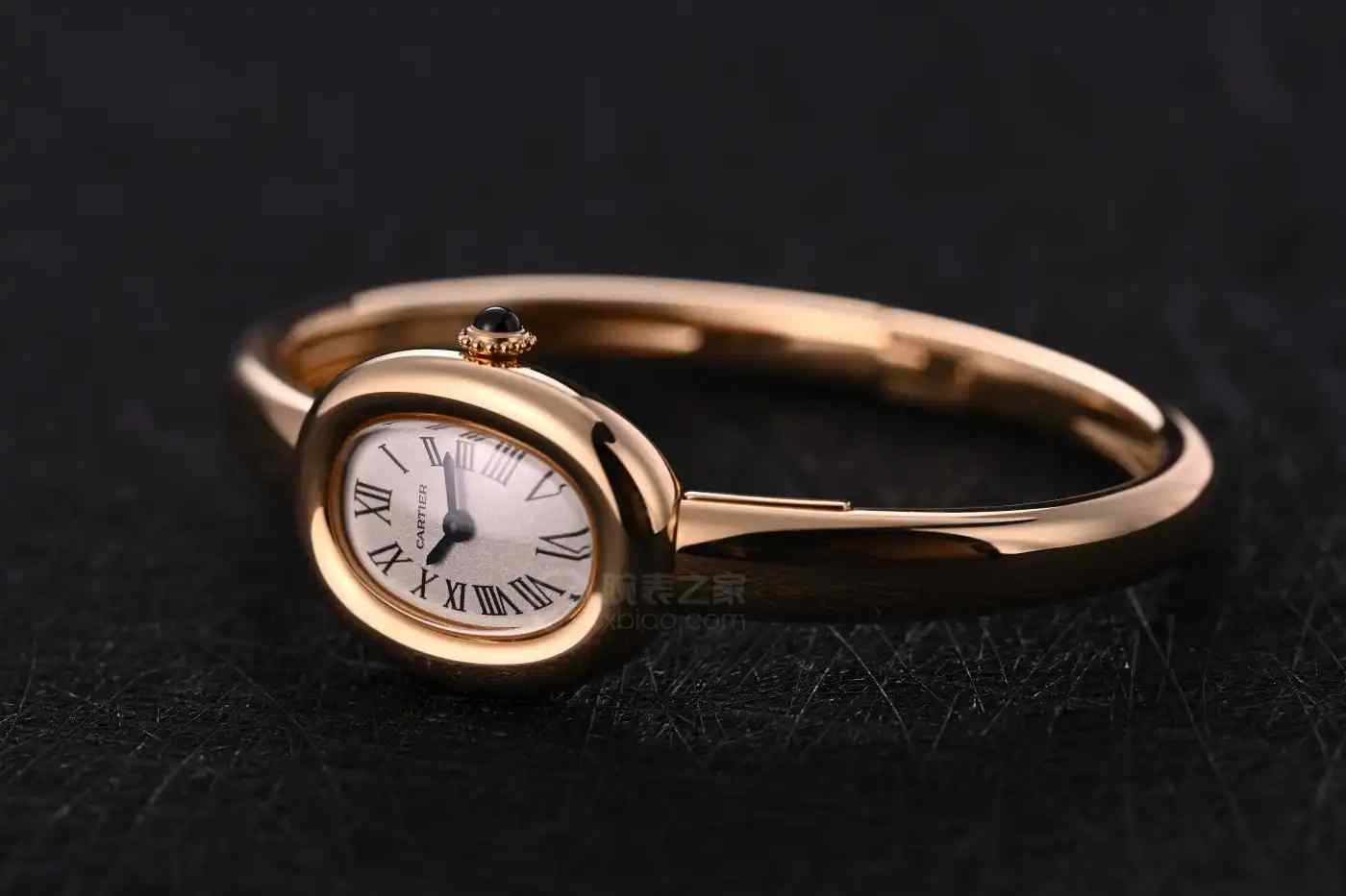 女士必入！卡地亚浴缸迷你金表，戴出老钱风范的绝美神器！ | 奈斯探表