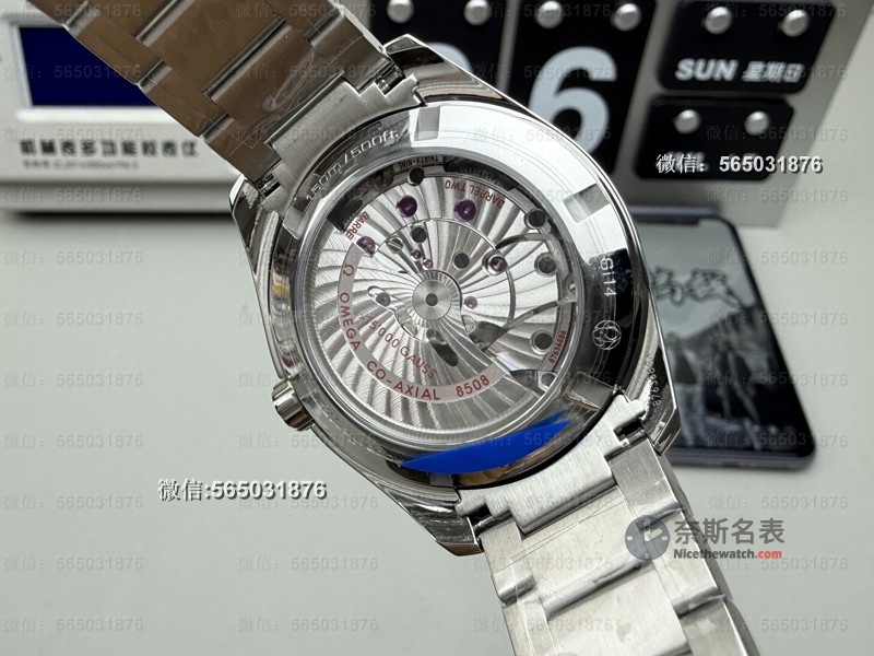 8508机芯加持！这款VS厂大黄蜂让老玩家都心动 | 奈斯探表