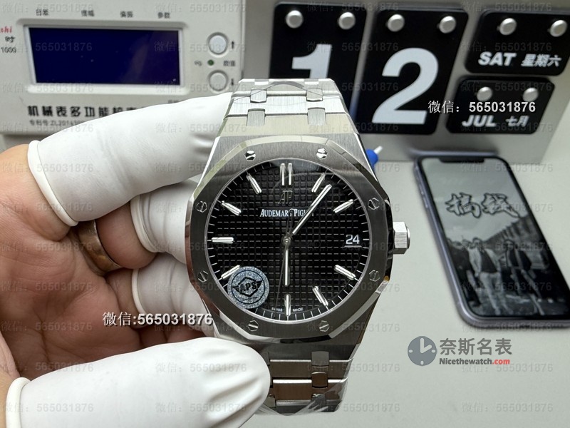 APS厂爱彼15500终极评测：这款不到3K的'钢王'复刻有多接近原版？ | 奈斯探表