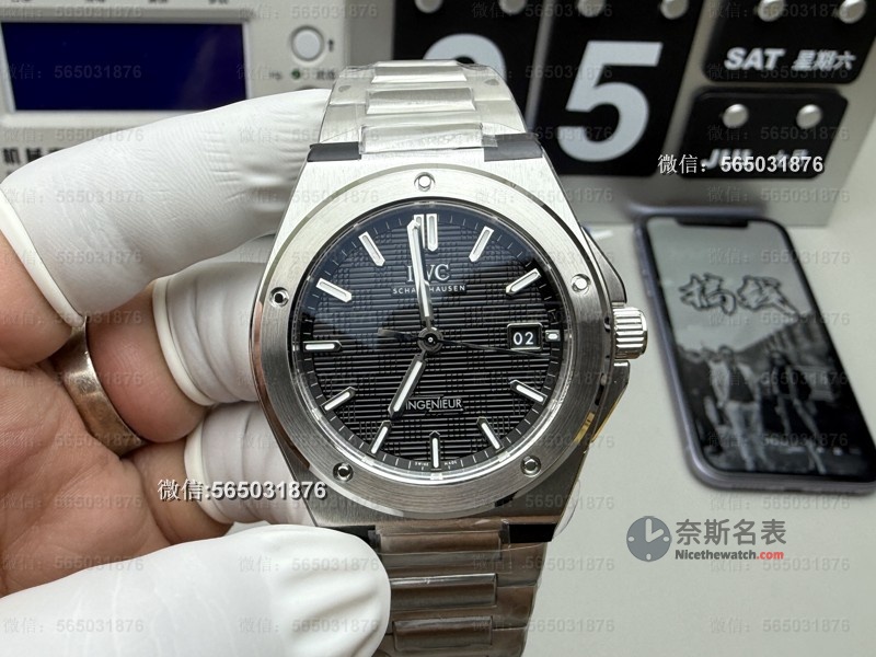 震惊！80%人买的V7厂万国工程师都是假货？老玩家亲授3秒辨真伪秘诀 | 奈斯探表