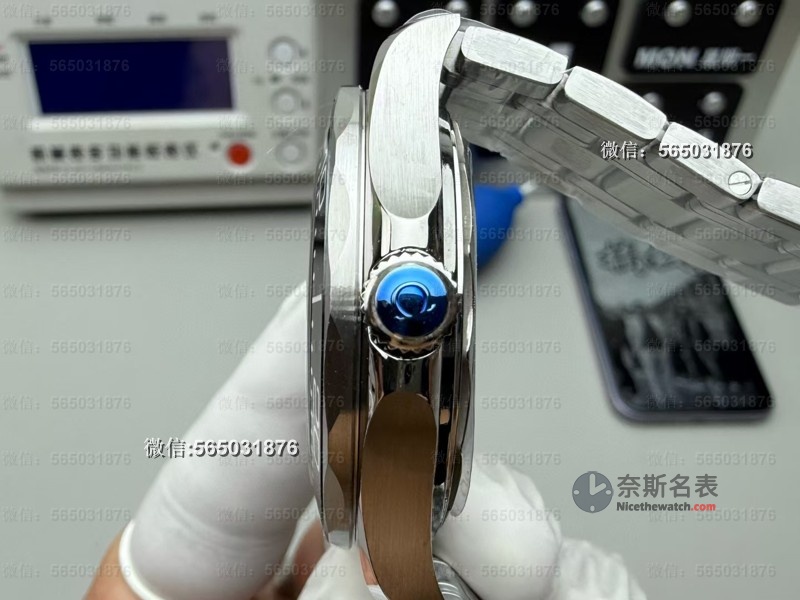 VS厂欧米茄海马300白熊猫 V4版重磅升级！8800一体机芯究竟有多强？ | 奈斯探表