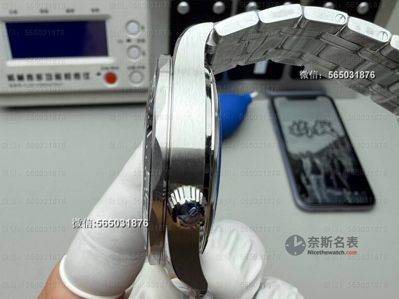 VS厂欧米茄海马300白熊猫 V4版重磅升级！8800一体机芯究竟有多强？ | 奈斯探表