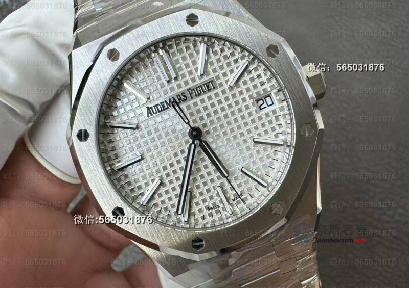 【深度测评】TOP厂爱彼15510复刻表：万元级复刻表的天花板之争？ | 奈斯探表