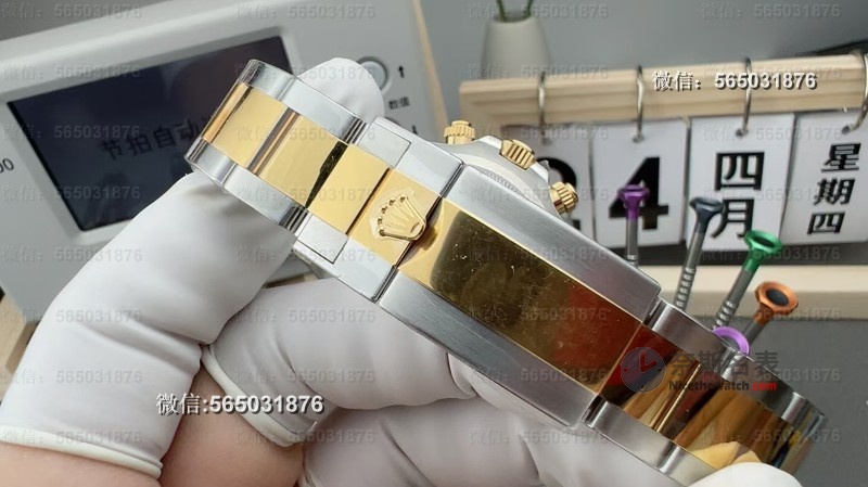 低调奢华新选择！C厂Clean间金迪通拿真香警告！丹东4131机芯到底有多强？ | 奈斯探表