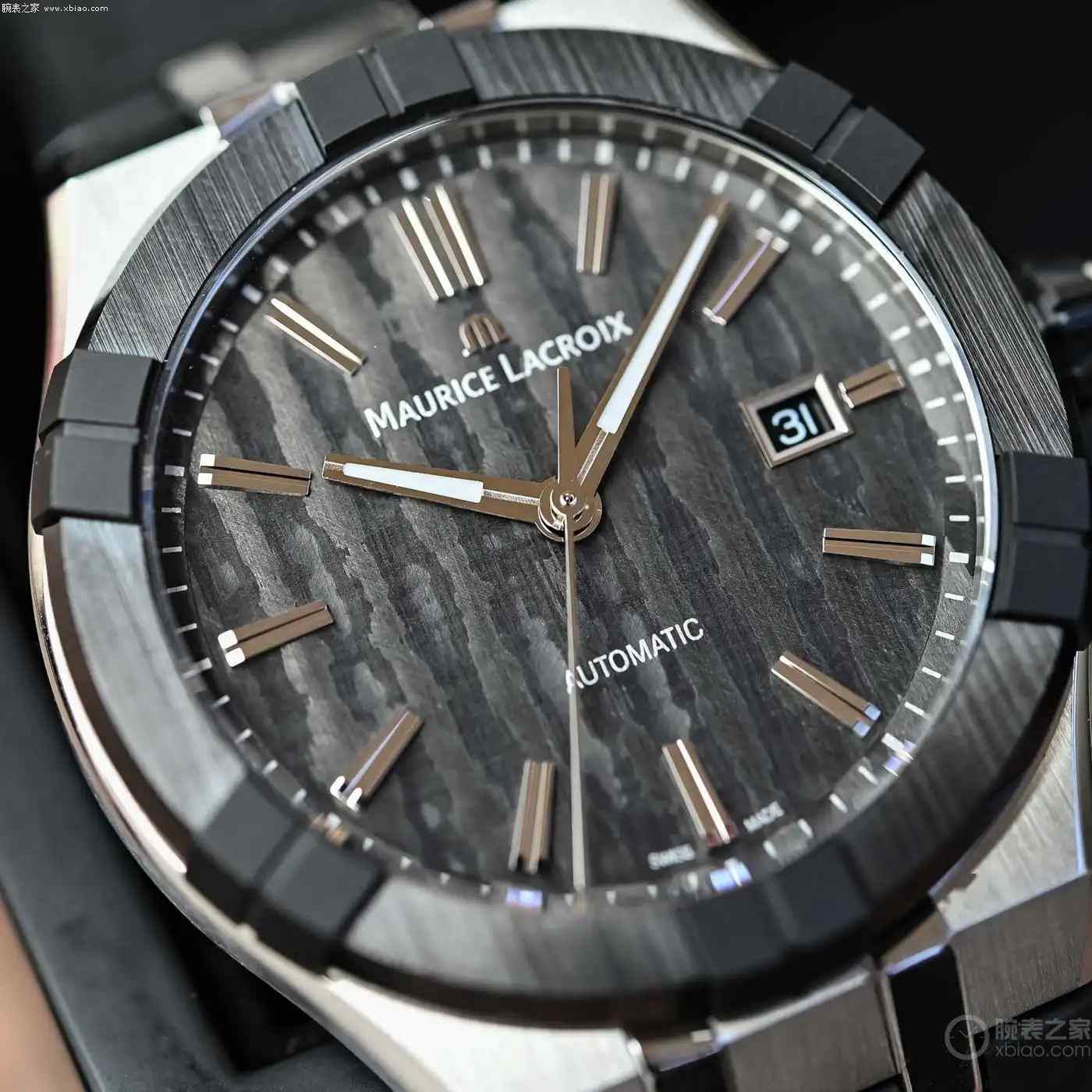 拒绝撞表！艾美Aikonic系列4款新品上市，高级灰碳纤维盘+百米防水 | 奈斯探表