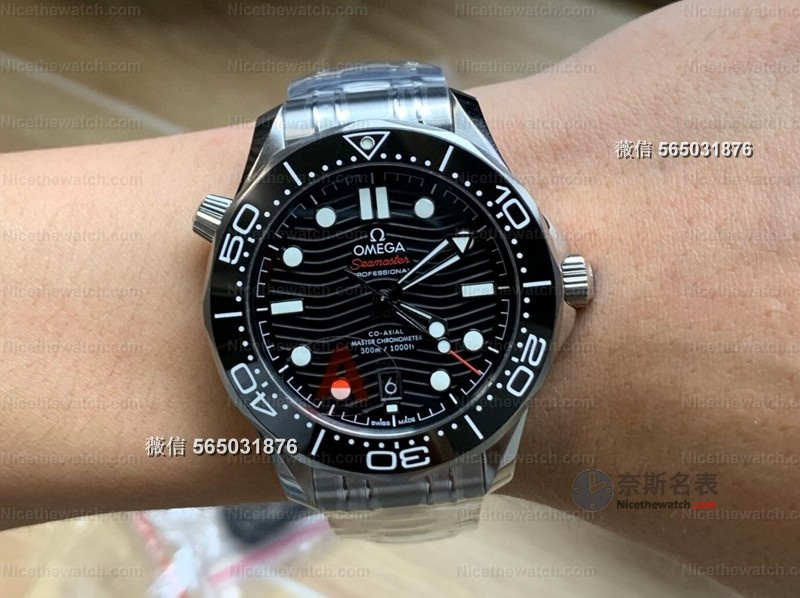 VS厂海马300V4版太狠了！一体8800机芯+双表带配置，稳定性直接封神！ | 奈斯探表