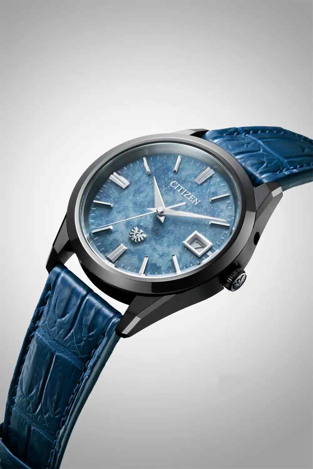 全球仅300枚！西铁城鹰爵30周年云染腕表上市，年误差仅5秒＋每一只都独一无二！ | 奈斯探表