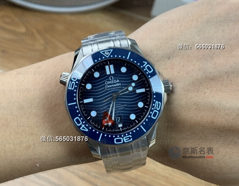 专柜同款冰蓝盘！VS厂海马300 75周年纪念版拆解，这渐变工艺太绝了！ | 奈斯探表