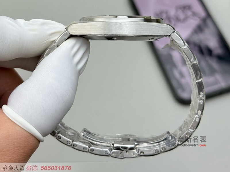 尊达遗作平替！V7厂工程师V2蓝面拆解：这抹湖水蓝比AP更毒？ | 奈斯探表