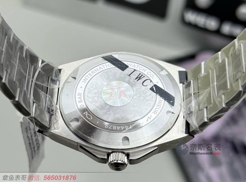 尊达遗作平替！V7厂工程师V2蓝面拆解：这抹湖水蓝比AP更毒？ | 奈斯探表