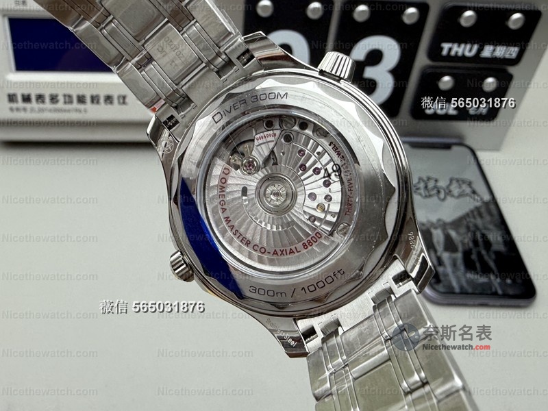 VS厂海马300V4版太狠了！一体8800机芯+双表带配置，稳定性直接封神！ | 奈斯探表