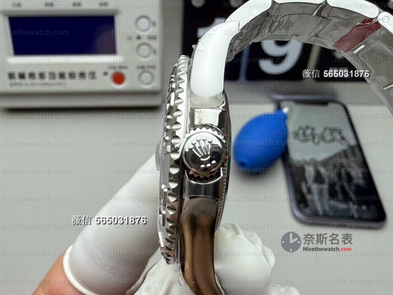 谁说复刻表不能戴出门？VS厂这款蓝游艇戴上手，朋友以为我升职加薪了！ | 奈斯探表