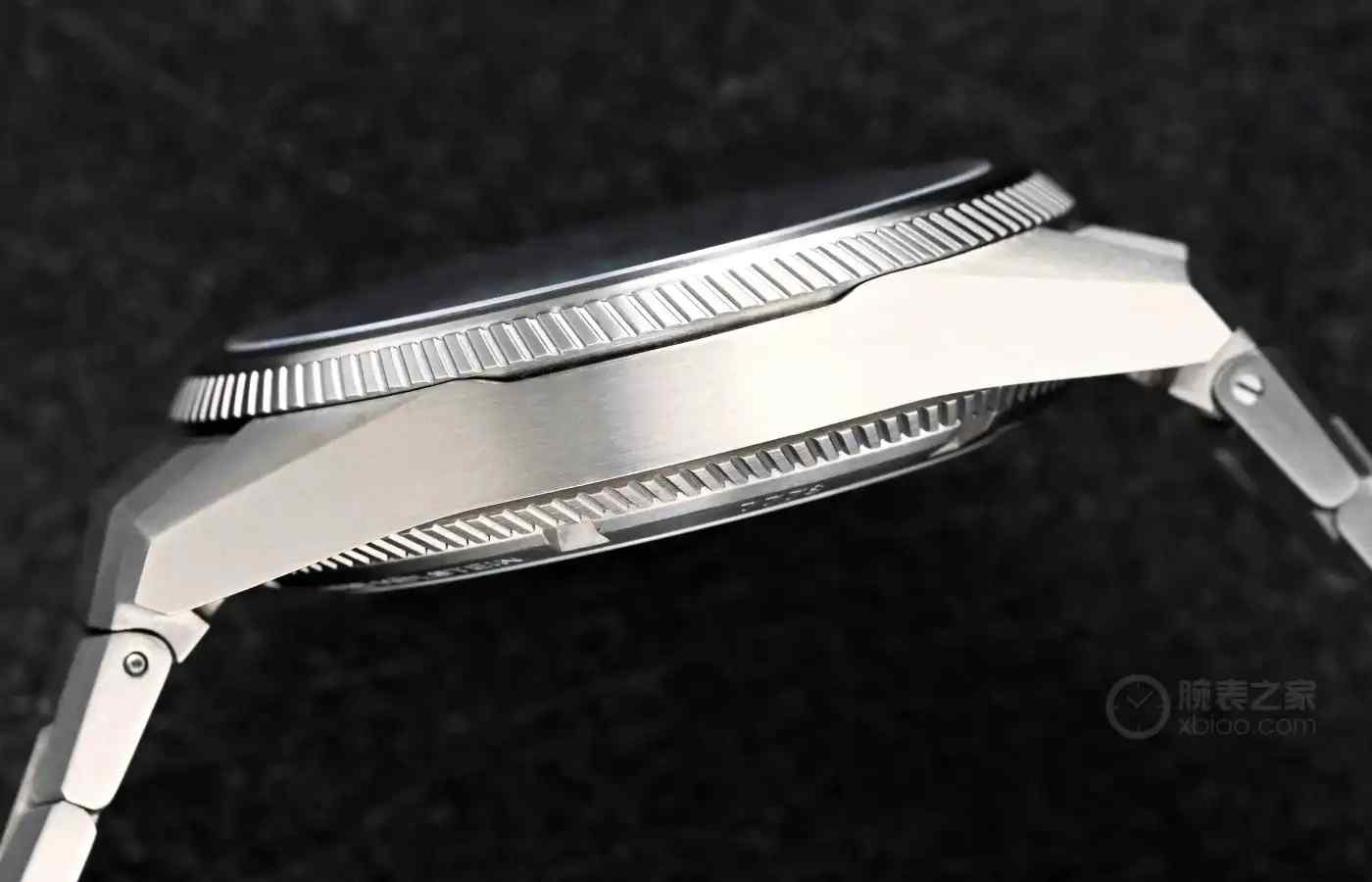 轻过羽毛稳如磐石！豪利时PPX400钛表五天动力续航，10年保修颠覆行业！ | 奈斯探表