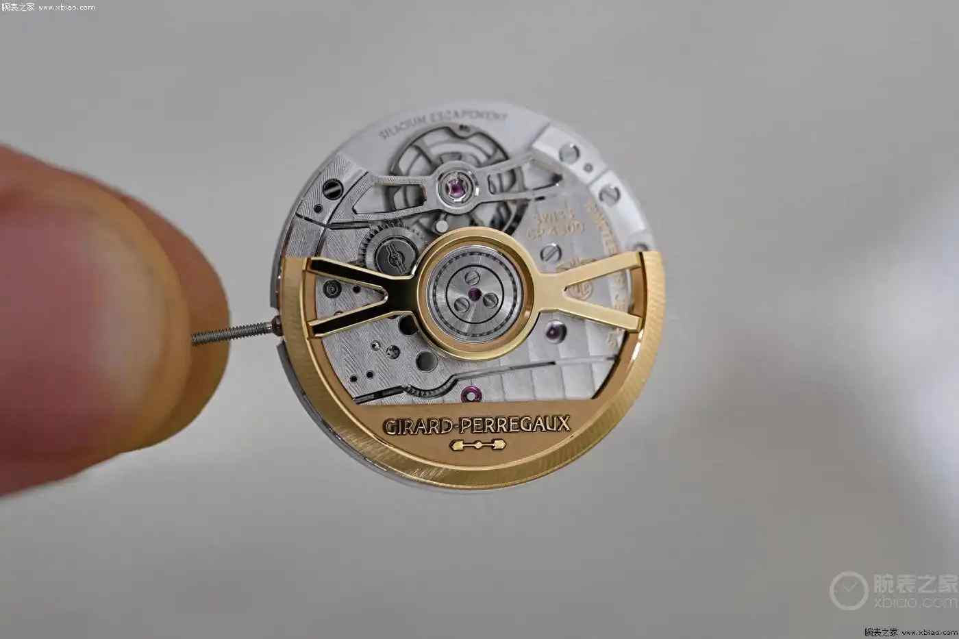 芯突破！GP芝柏表发布GP4800自动机芯：硅擒纵+55小时动储，精准耐用再升级 | 奈斯探表