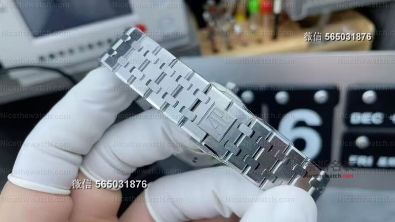 小手腕有救了！APS钢王37mm灰盘15450终极版曝光，这光影盘纹美到让人失眠！ | 奈斯探表