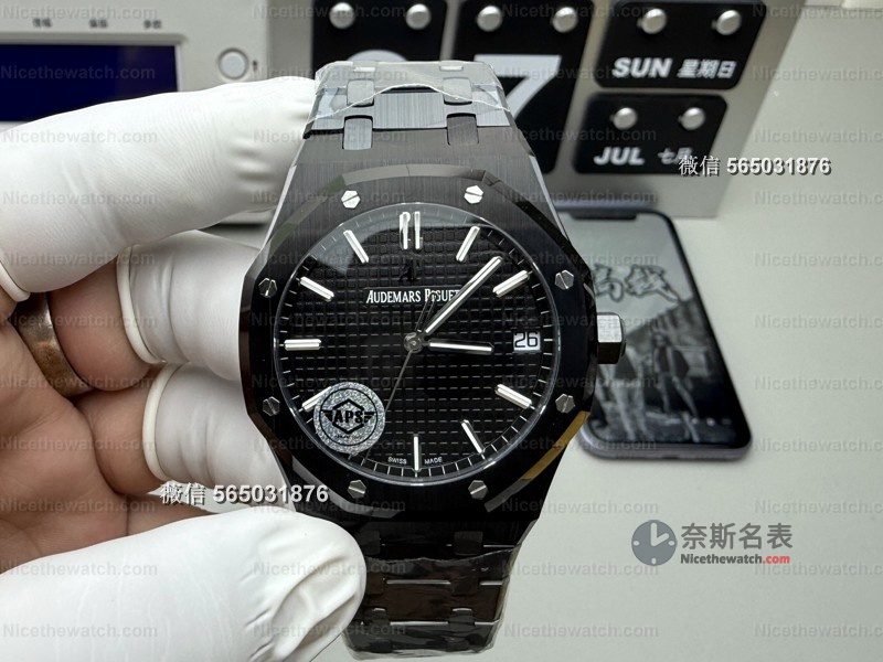 “黑武士”驾到！APS厂皇家橡树15500黑陶瓷款真实上手：可动头粒+4302一体机芯，复刻表也能戴出专柜范儿！ | 奈斯探表