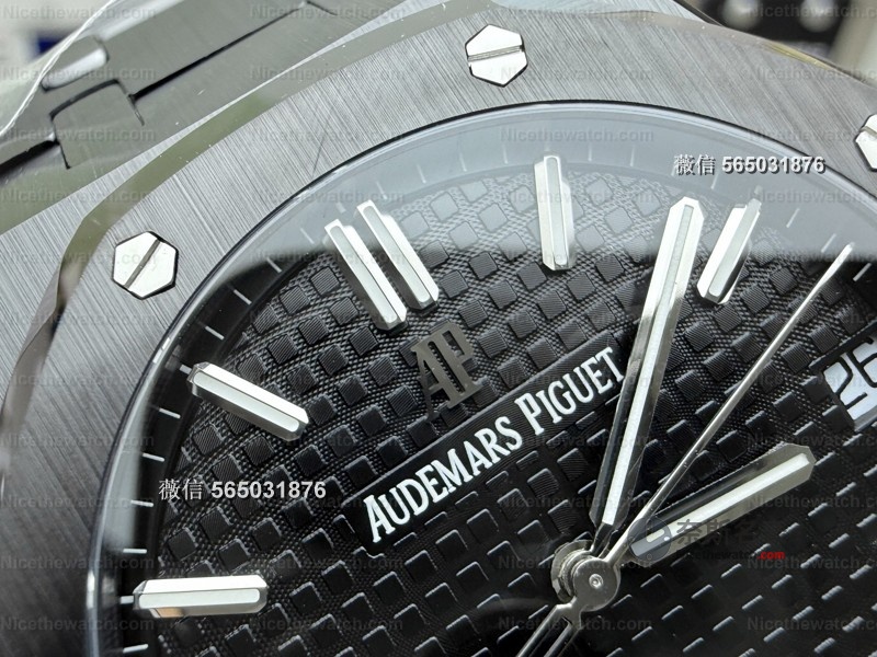 “黑武士”驾到！APS厂皇家橡树15500黑陶瓷款真实上手：可动头粒+4302一体机芯，复刻表也能戴出专柜范儿！ | 奈斯探表