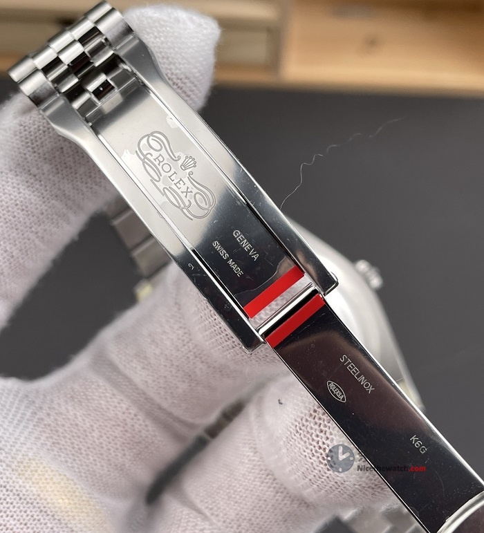 灰盘才是真王者！VS厂劳力士灰日志实测：丹东3235稳到离谱，上手被同事追着问链接！ | 奈斯探表