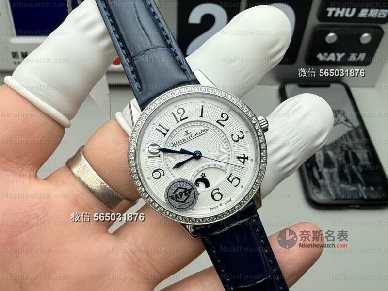 告别“塑料感”女表！APS积家约会复刻细节拉满，浪漫不贵 | 奈斯探表