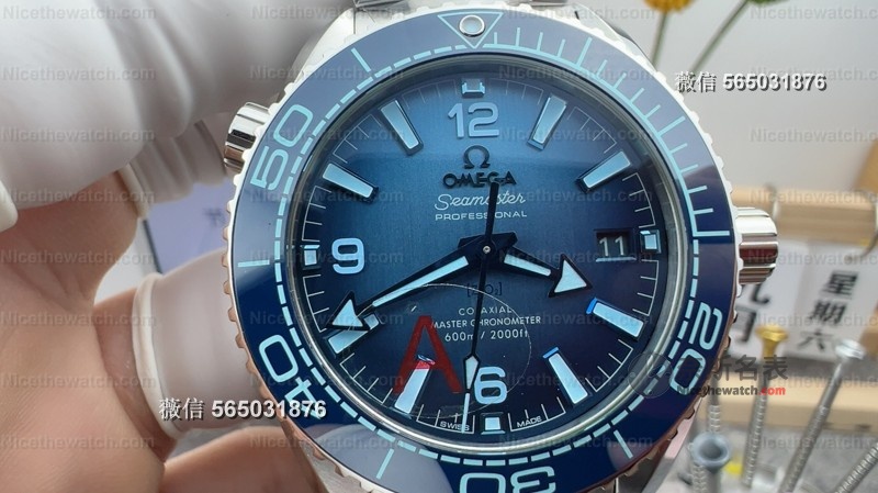 限量冰蓝+波塞冬浮雕+8800机芯！VS海马600 75周年版值不值得冲？ | 奈斯探表