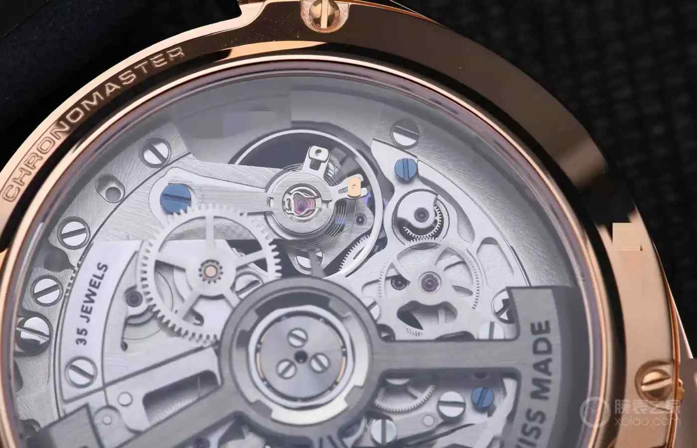 1969年传奇机芯重生！真力时三色计时盘竟暗藏透明秘境 | 奈斯探表