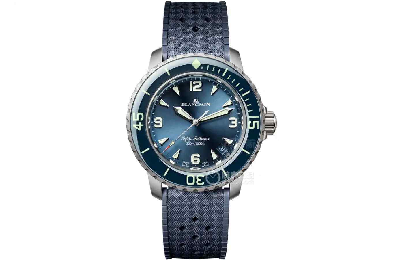 男女通吃！这三款神仙腕表让情侣不再为选表吵架，宝珀卡地亚万国全攻略 | 奈斯探表