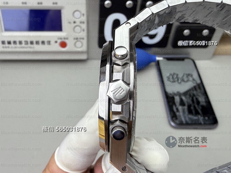 告别7750“高压锅”！APS 26331白熊猫11mm精准复刻，夜光+格纹盘面太绝了！ | 奈斯探表