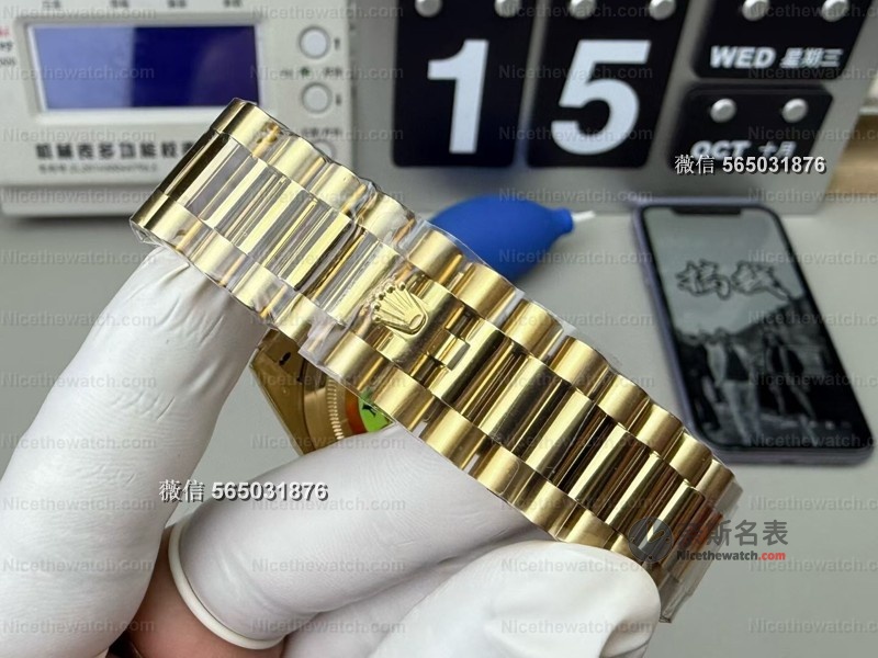 专柜同款沉甸手感！QF新品烟熏绿DD36mm开箱，158克配重告别轻飘飘仿品 | 奈斯探表