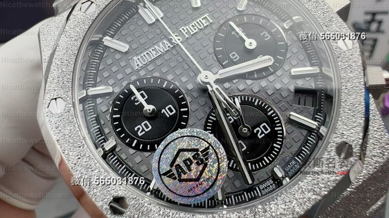 霜金不掉钻！APS厂爱彼26240熊猫款实测：4401一体机芯+饼干盘面，细节太顶了！ | 奈斯探表