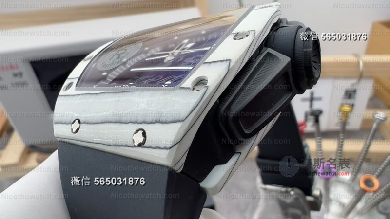 R厂RM061高定版来了！真正无卡度Vaucher机芯，细节碾压丹东，表圈炸了！ | 奈斯探表