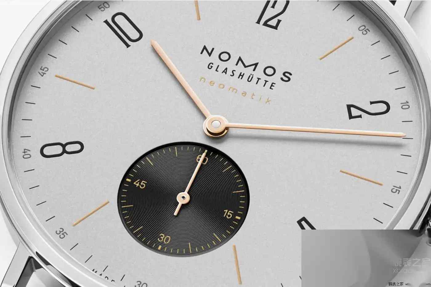 仅100枚！Nomos联名Wempe铂灰盘腕表演绎德系极简美学新风尚 | 奈斯探表