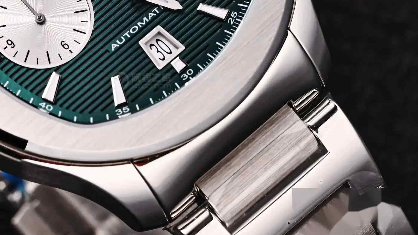 伯爵绿盘计时码表颠覆传统！正装运动双修11.2mm超薄机身引爆职场精英圈 | 奈斯探表