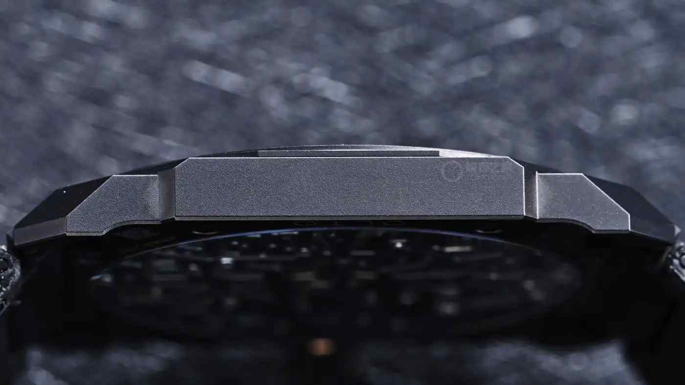 仅5.95mm厚度！宝格丽黑金镂空腕表震撼上市，8天动储颠覆认知 | 奈斯探表