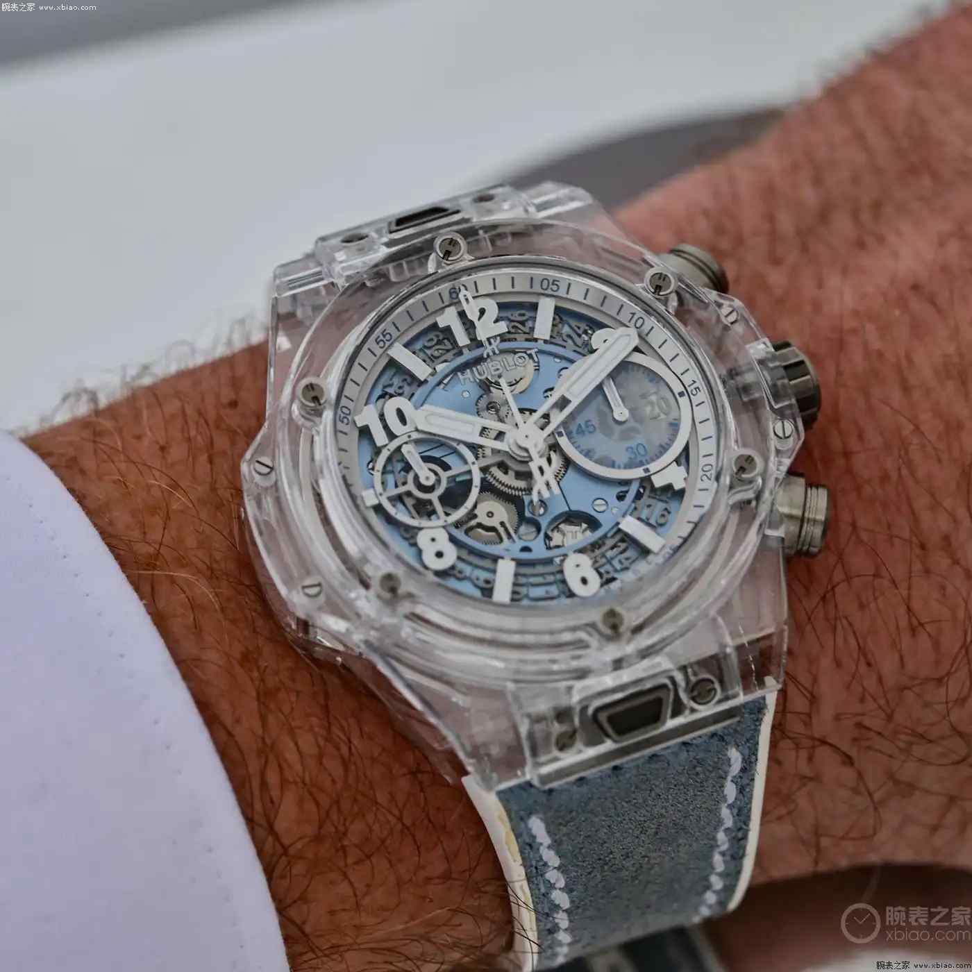 冰晶之美！宇舶Big Bang冬季限量双腕表登场，蓝宝石通透钛陶瓷炫白 | 奈斯探表