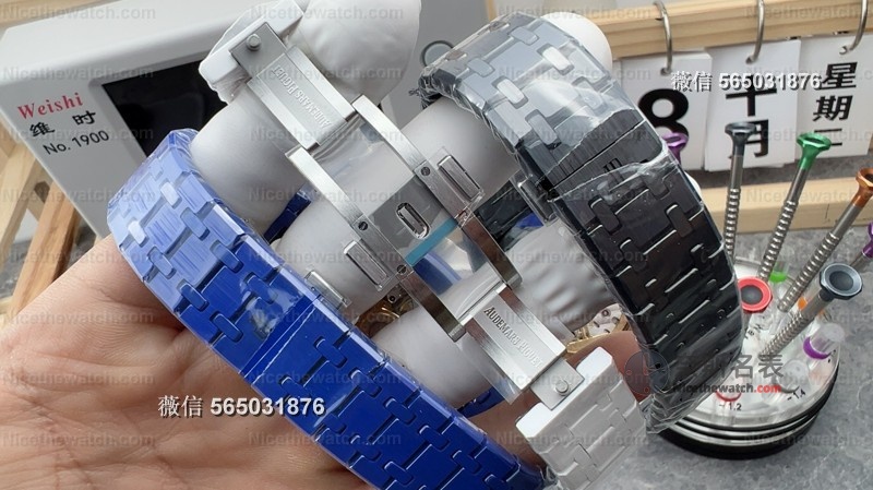 别再只看黑水鬼了！这款APS15500太阳花陶瓷表，戴上秒变街头焦点！ | 奈斯探表