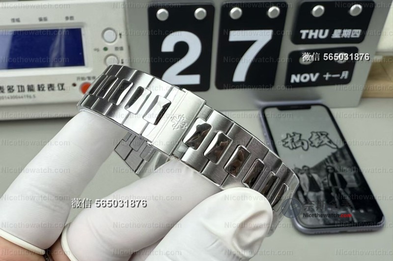 一只“白月光”戴在腕间：BBF鹦鹉螺5711蒂芙尼蓝值不值得买？ | 奈斯探表