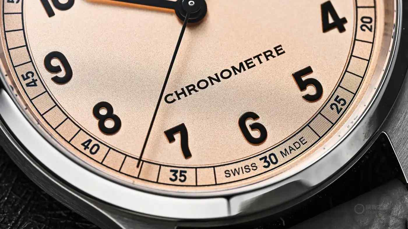 不到七千块，拿下复古天花板！天梭三文鱼盘腕表，颜值与实力并存 | 奈斯探表