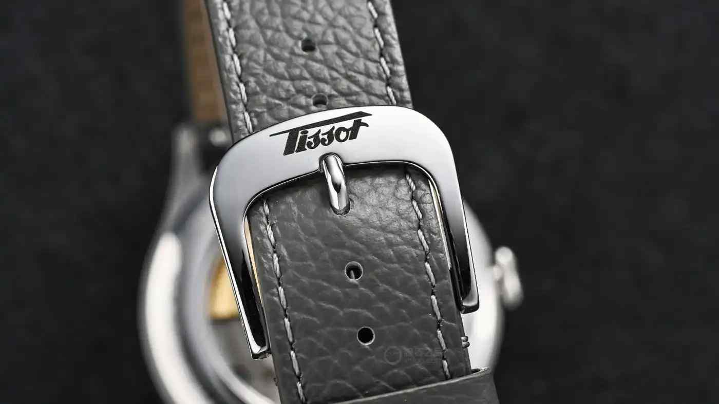 不到七千块，拿下复古天花板！天梭三文鱼盘腕表，颜值与实力并存 | 奈斯探表