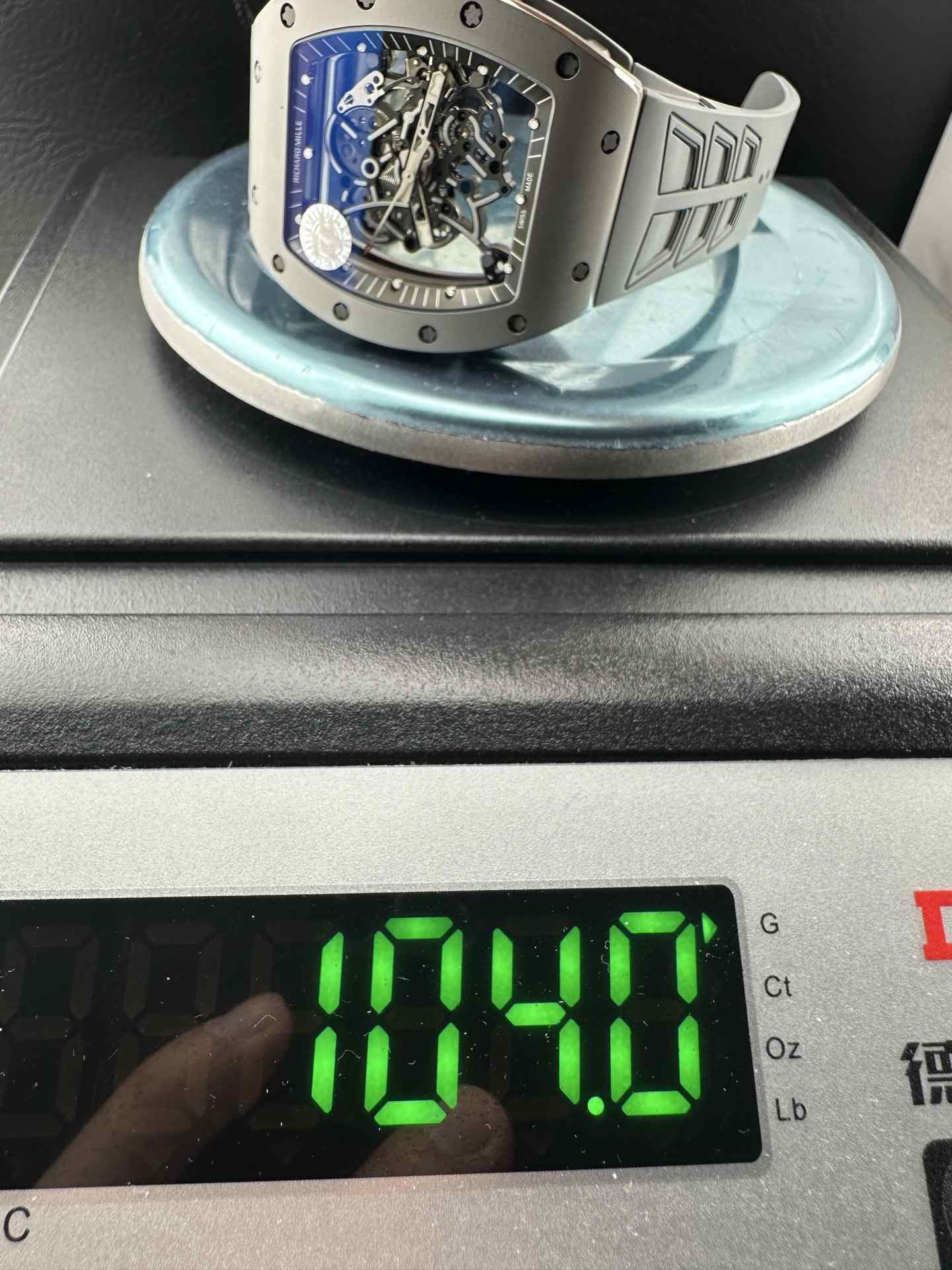 1450硬度“太空灰”上手！ZF厂RM055碳化钛表壳评测：真碳化钛+RMUL2机芯，硬核玩家闭眼 | 奈斯探表