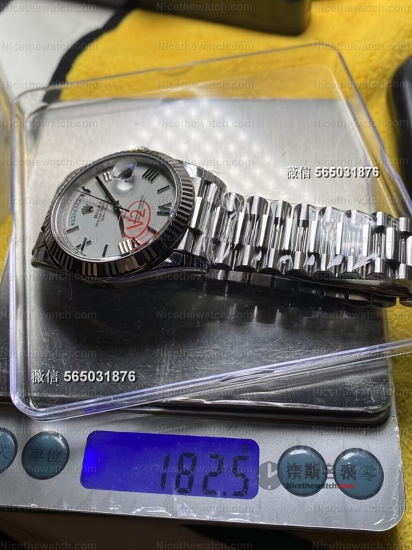 VS星期日志V2配重版实测：182克真压手感+丹东3255机芯，细节还原度炸裂！ | 奈斯探表