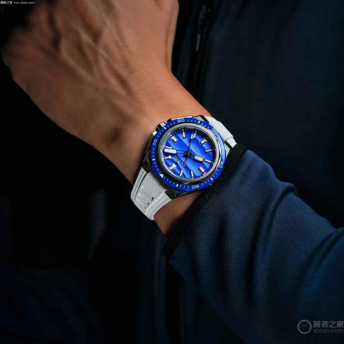 把海洋夜光戴手上！真力时生物发光潜水表，黑暗中美到窒息 | 奈斯探表