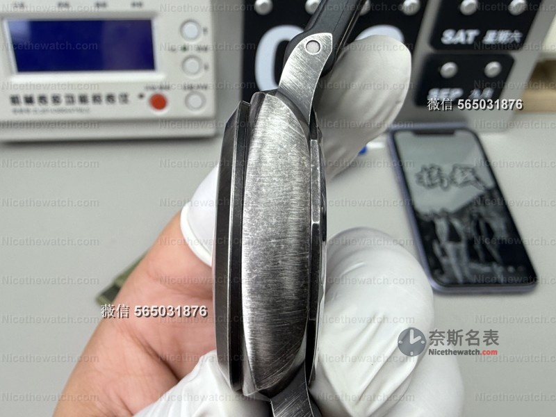 戴出年代感又不显老气？VS厂沛纳海1412复古款上手体验，细节控直呼内行！ | 奈斯探表