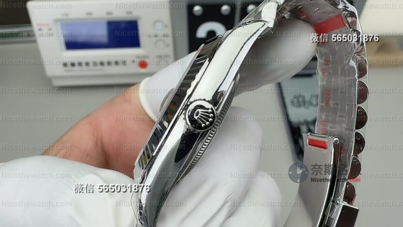 克重135克+三层铂金圈！VS厂日志V2全面升级，细节还原度直逼原装？ | 奈斯探表